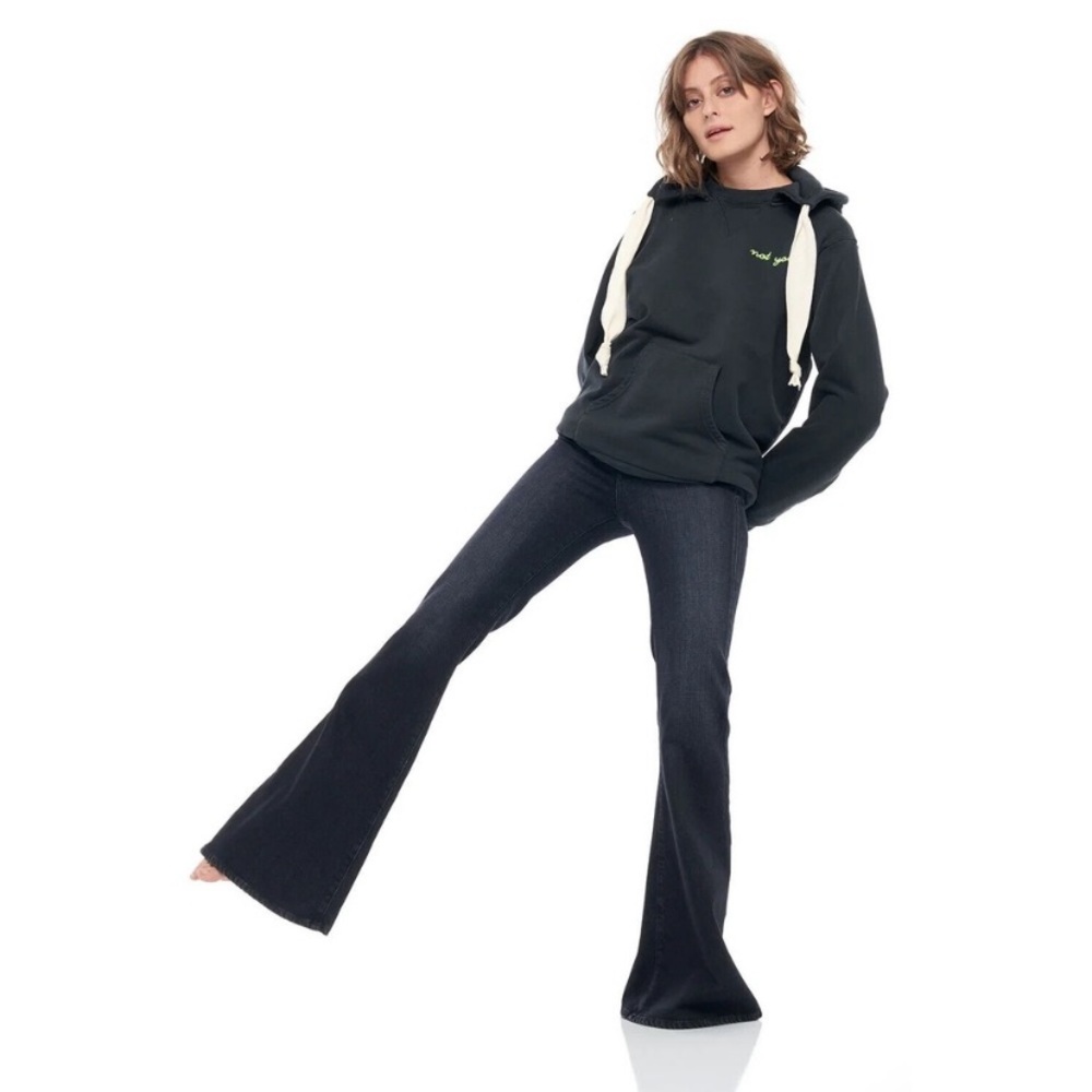 👖✨Y2K VIRAL FLARE*! Free People x
Sandrine Rose Super Flare Retro Denim Revival!